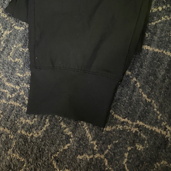 Eddie Bauer Ranier pull on water resistant joggers . - Picture 5 of 7